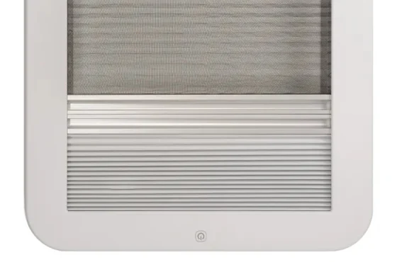 Insectenhor en gordijn